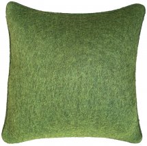 Grönt kuddfodral ull för soffan i höst.