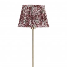 Lampskärm Oriental Red i blocktryckt mönster .