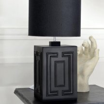 Lampan Stucco svart designad av Åsa Ingrosso.